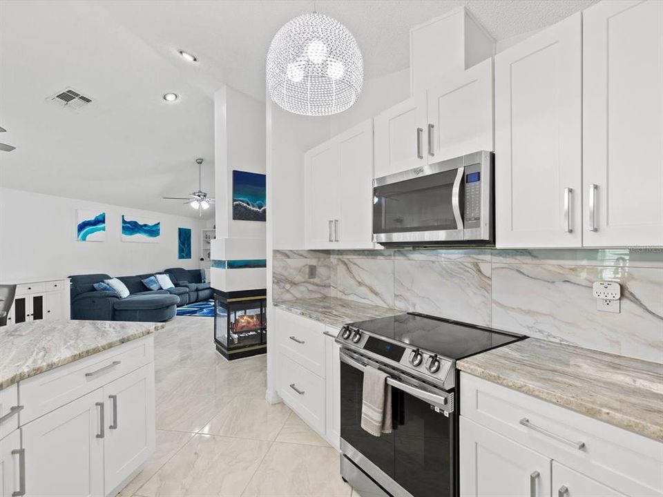 For Sale: $525,000 (4 beds, 3 baths, 2264 Square Feet)