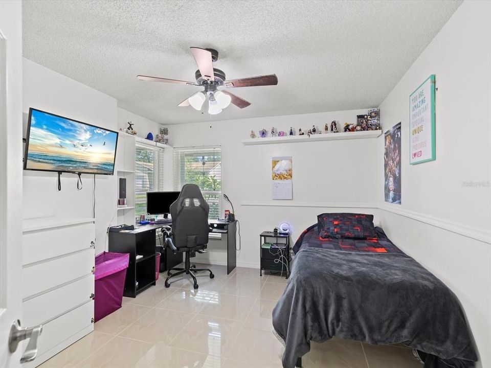 For Sale: $525,000 (4 beds, 3 baths, 2264 Square Feet)