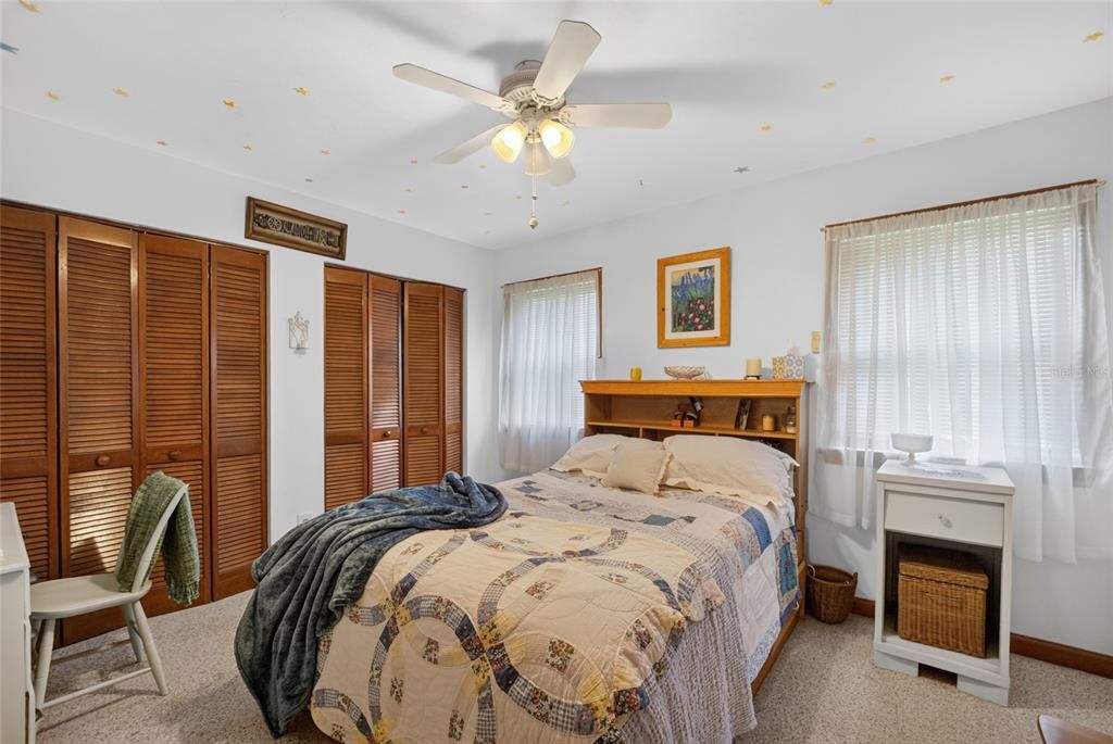 For Sale: $539,900 (3 beds, 2 baths, 3261 Square Feet)