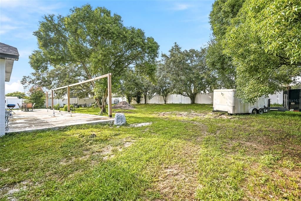 For Sale: $450,000 (3 beds, 2 baths, 2091 Square Feet)