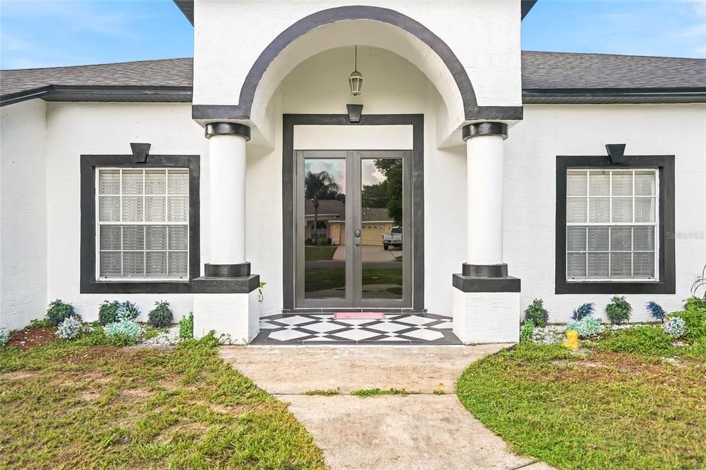 For Sale: $450,000 (3 beds, 2 baths, 2091 Square Feet)