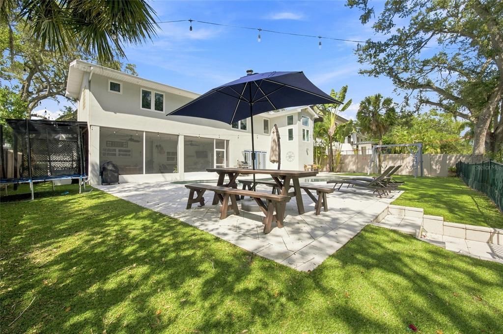 For Sale: $1,300,000 (4 beds, 3 baths, 2941 Square Feet)