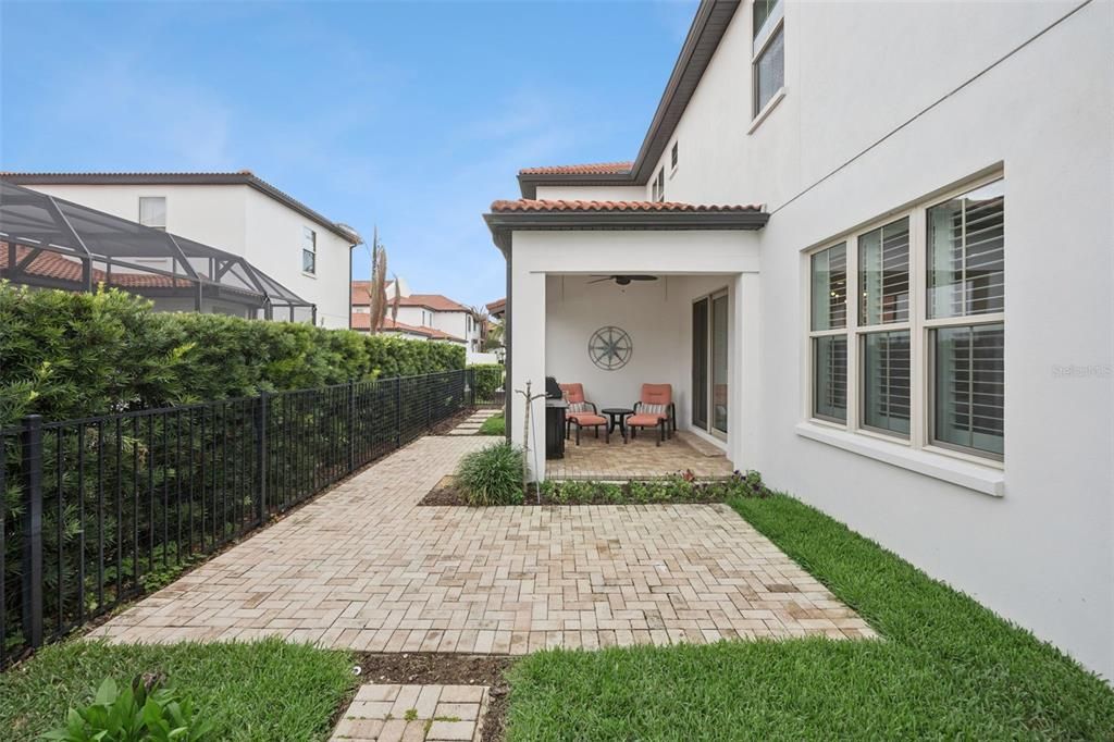 For Sale: $795,000 (5 beds, 4 baths, 3174 Square Feet)