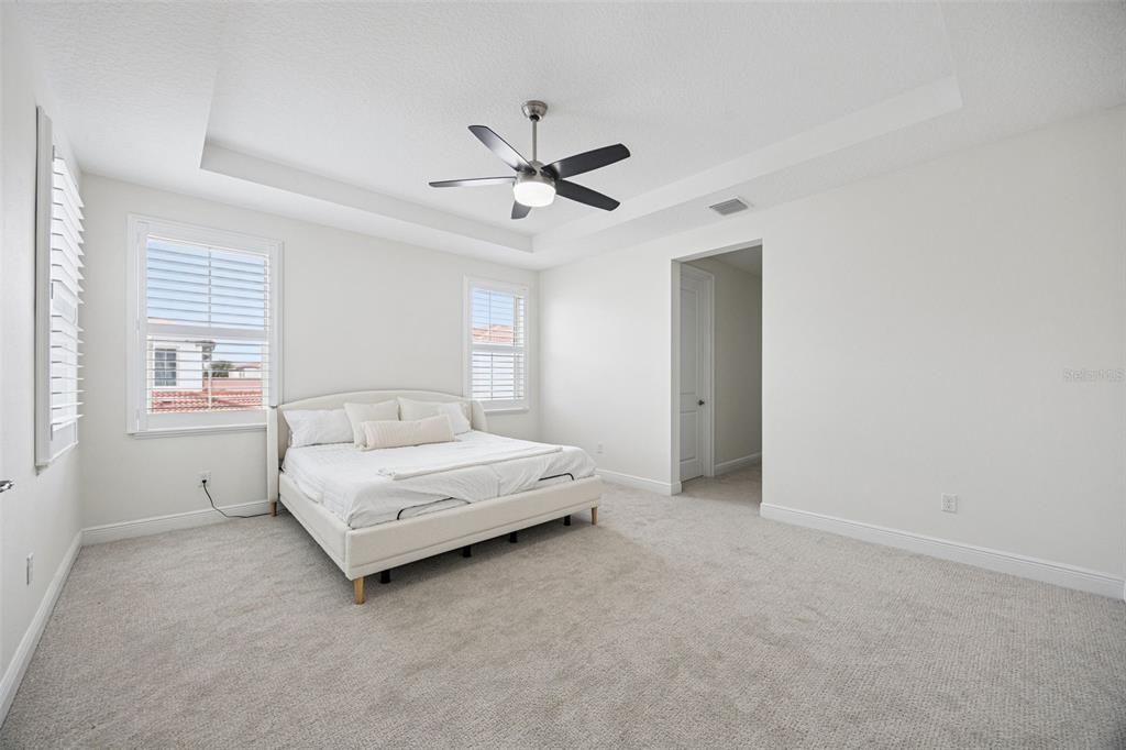 For Sale: $795,000 (5 beds, 4 baths, 3174 Square Feet)