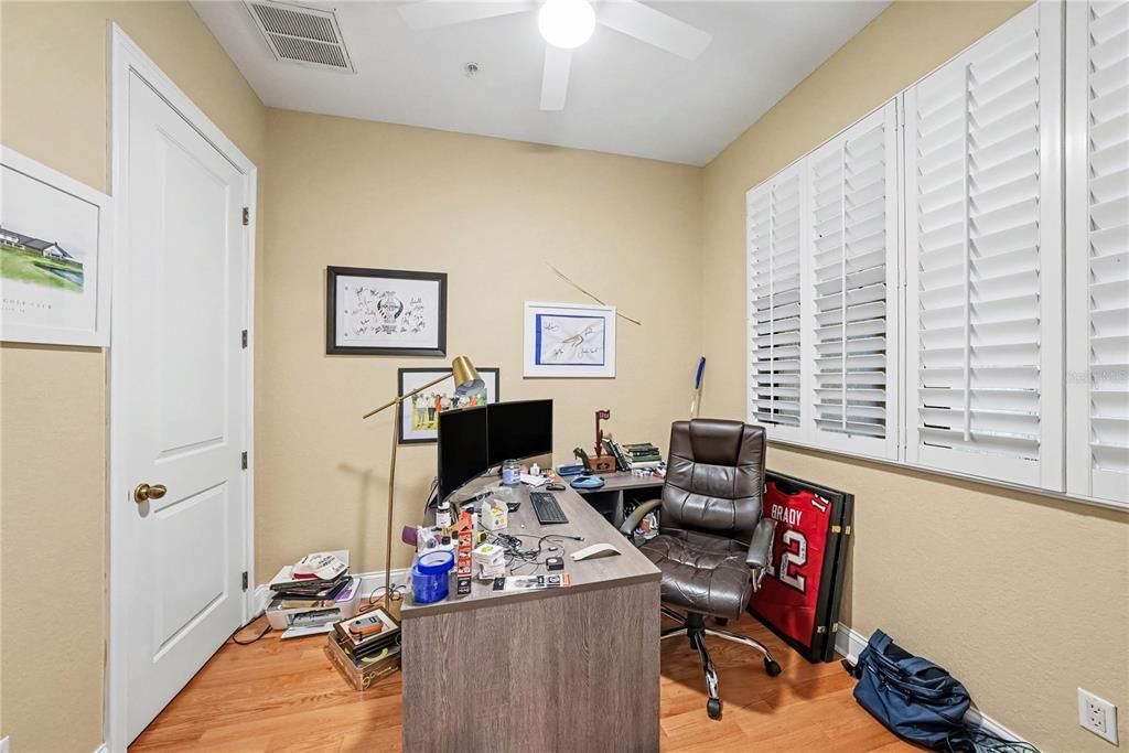В аренду: $4,300 (3 спален, 2 ванн, 1884 Квадратных фут)