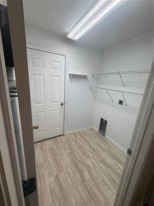For Rent: $2,200 (3 beds, 2 baths, 1530 Square Feet)