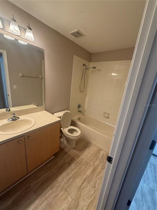 For Rent: $2,200 (3 beds, 2 baths, 1530 Square Feet)