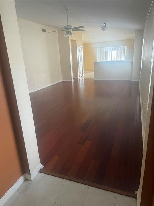 For Rent: $2,200 (3 beds, 2 baths, 1530 Square Feet)