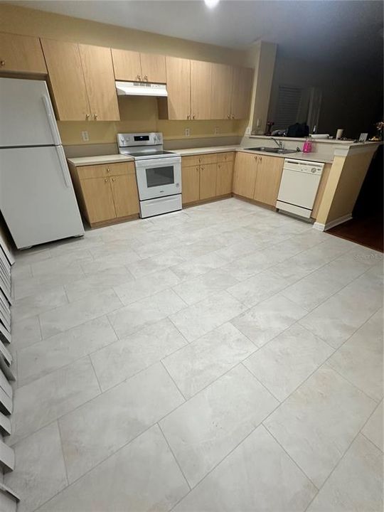 For Rent: $2,200 (3 beds, 2 baths, 1530 Square Feet)