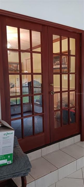 На продажу: $799,000 (4 спален, 2 ванн, 3100 Квадратных фут)