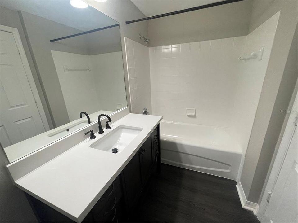 В аренду: $2,200 (3 спален, 2 ванн, 1134 Квадратных фут)