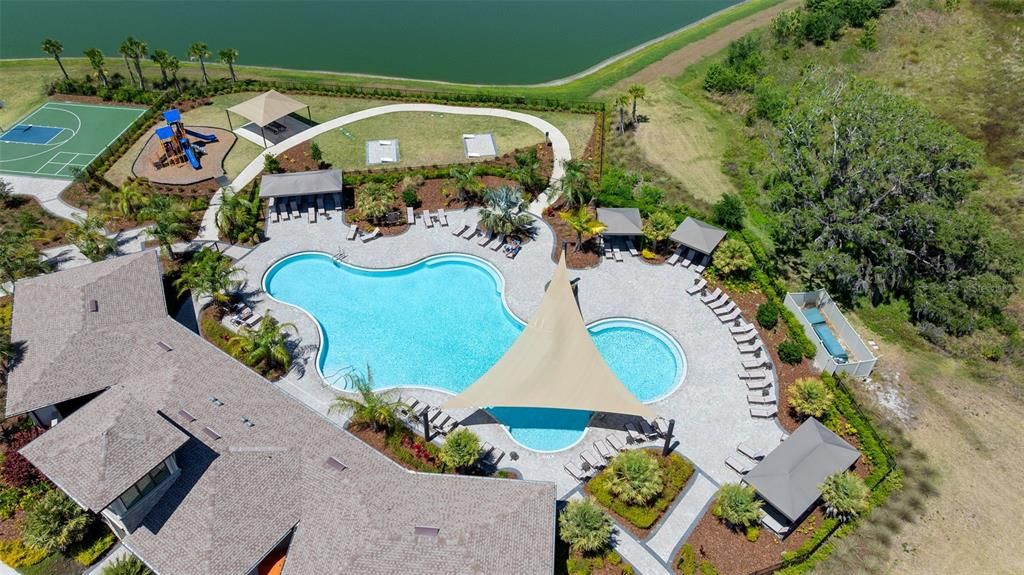 For Rent: $2,499 (4 beds, 3 baths, 2371 Square Feet)