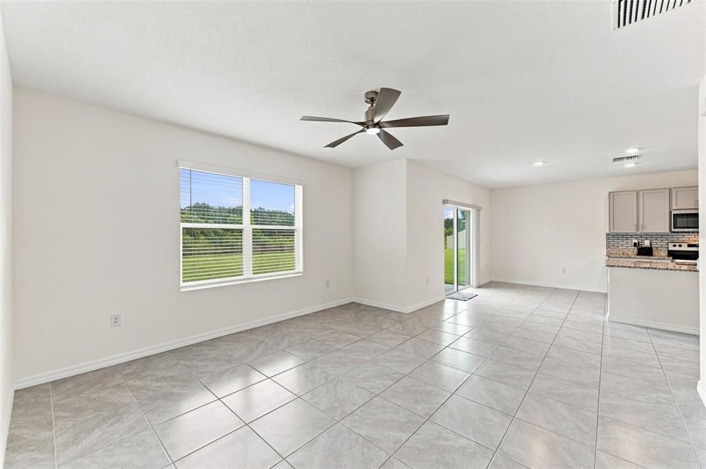 For Rent: $2,499 (4 beds, 3 baths, 2371 Square Feet)