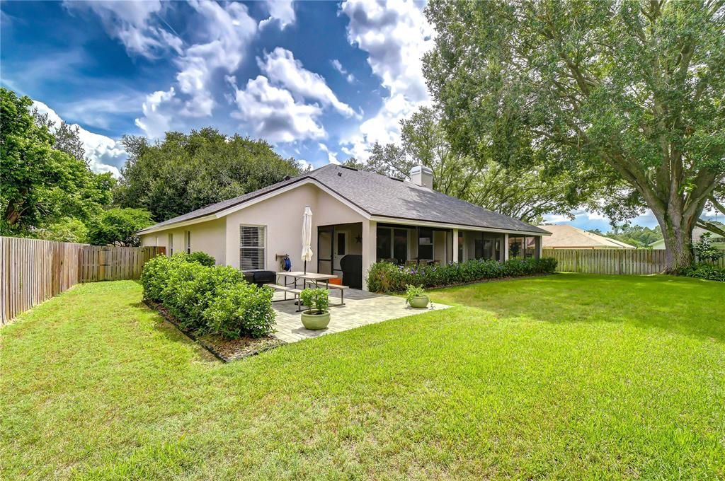 For Sale: $565,000 (4 beds, 2 baths, 2263 Square Feet)