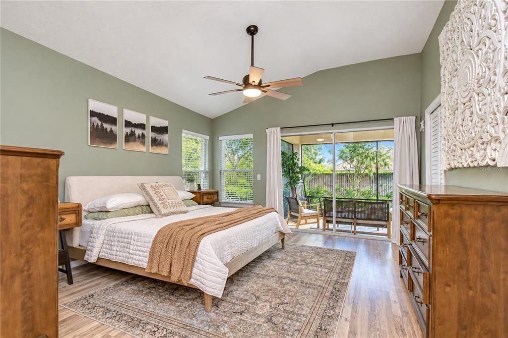 For Sale: $565,000 (4 beds, 2 baths, 2263 Square Feet)