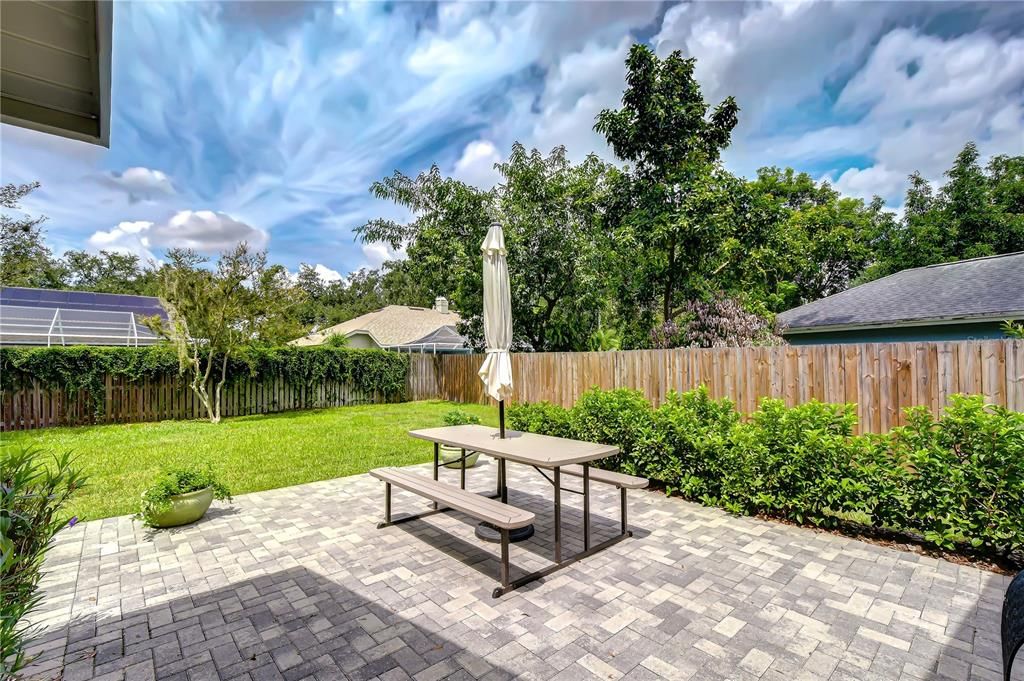 For Sale: $565,000 (4 beds, 2 baths, 2263 Square Feet)