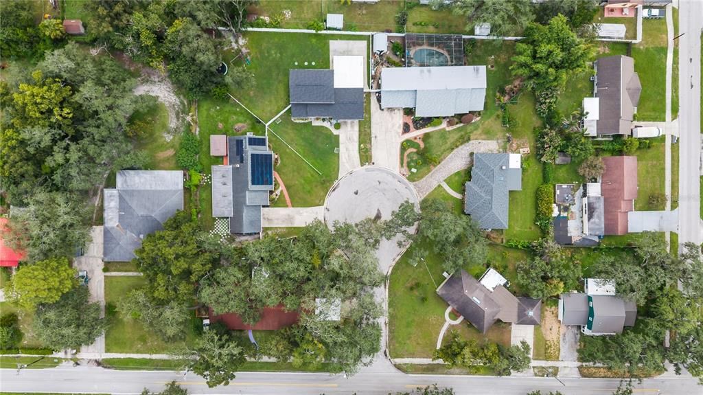 For Rent: $2,500 (3 beds, 2 baths, 1945 Square Feet)