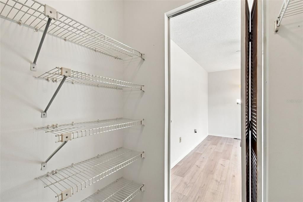En Venta: $165,000 (2 camas, 2 baños, 988 Pies cuadrados)