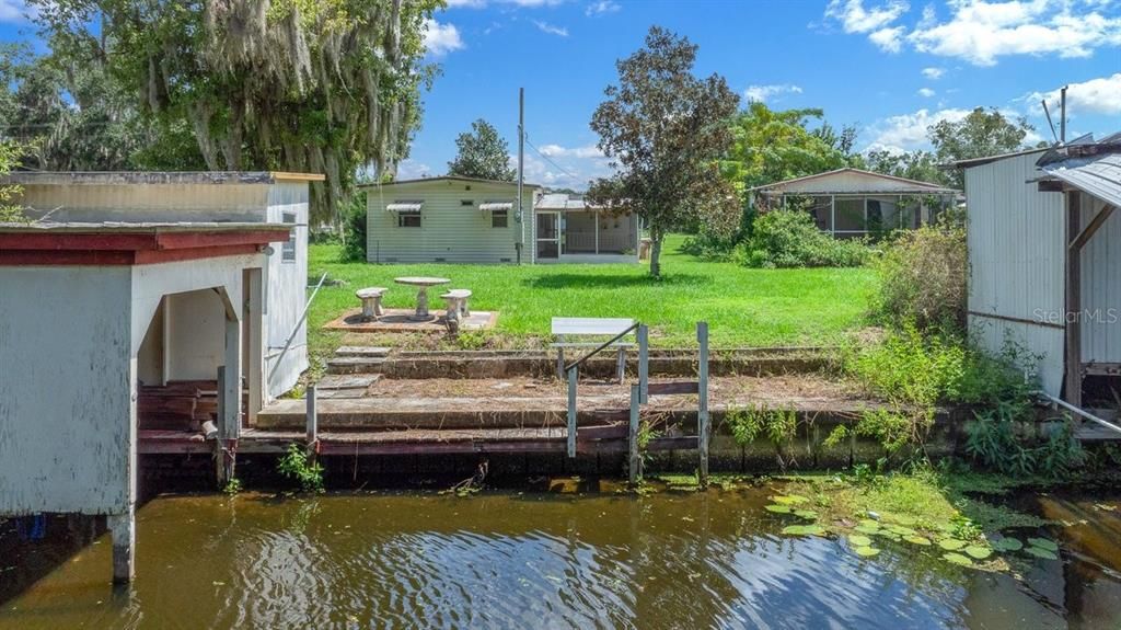 For Sale: $169,000 (2 beds, 2 baths, 1040 Square Feet)
