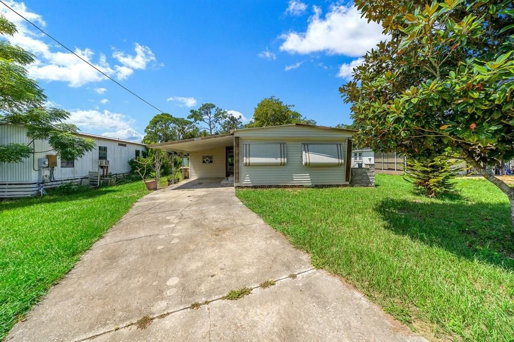For Sale: $169,000 (2 beds, 2 baths, 1040 Square Feet)