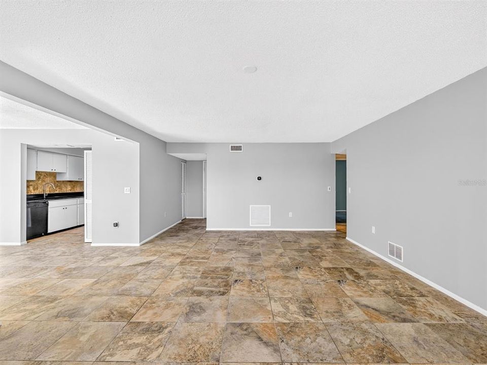 En Venta: $175,000 (2 camas, 2 baños, 1473 Pies cuadrados)
