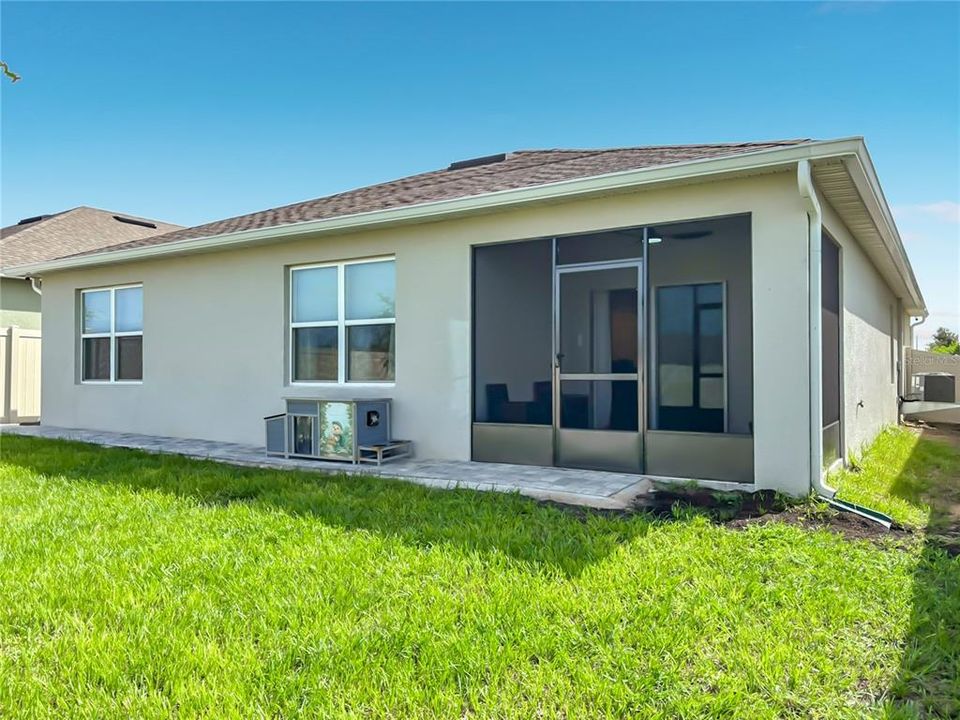 На продажу: $339,000 (4 спален, 2 ванн, 1867 Квадратных фут)