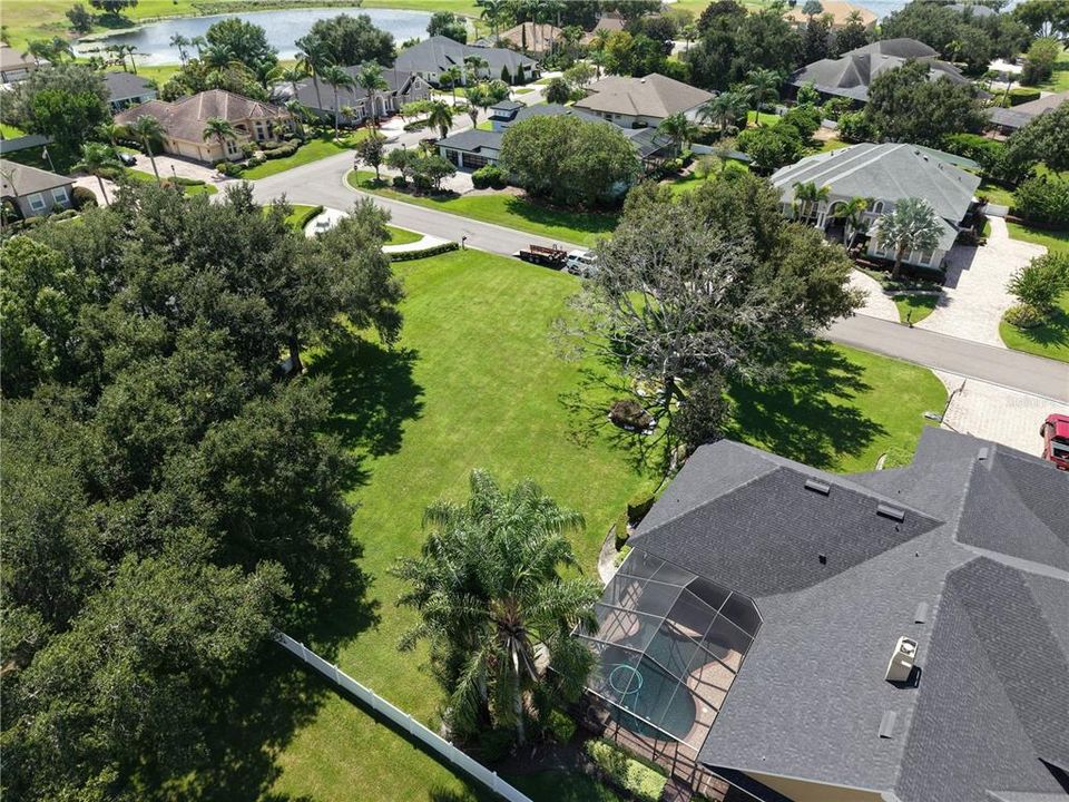 For Sale: $750,000 (5 beds, 3 baths, 3611 Square Feet)