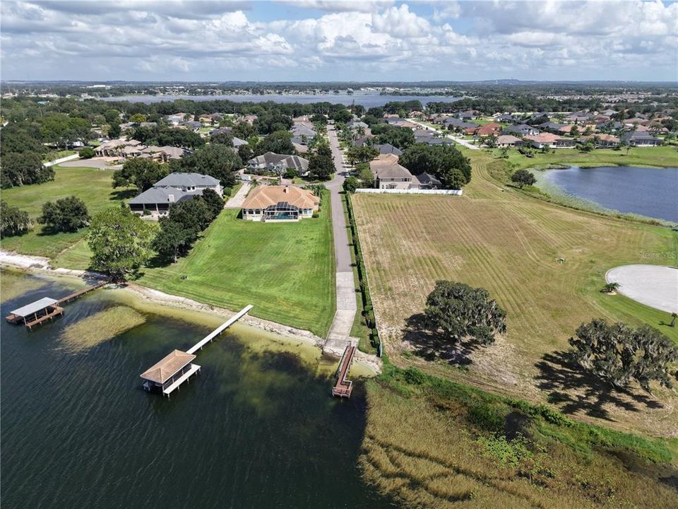 For Sale: $750,000 (5 beds, 3 baths, 3611 Square Feet)