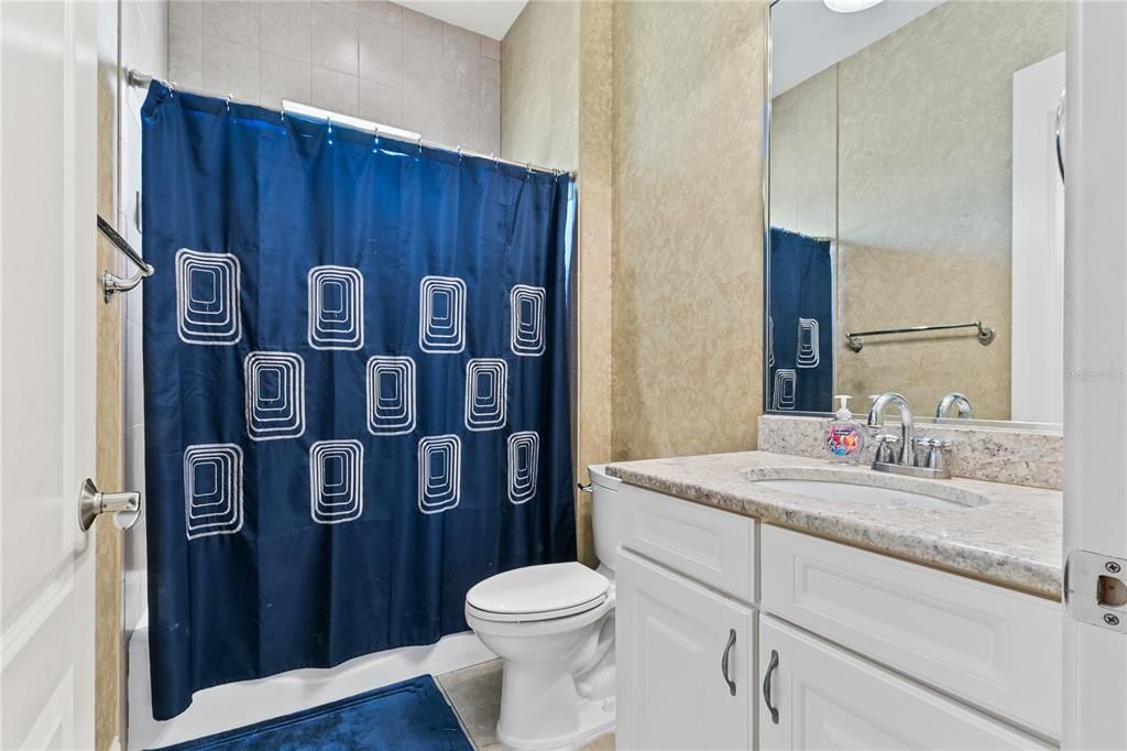 For Sale: $750,000 (5 beds, 3 baths, 3611 Square Feet)