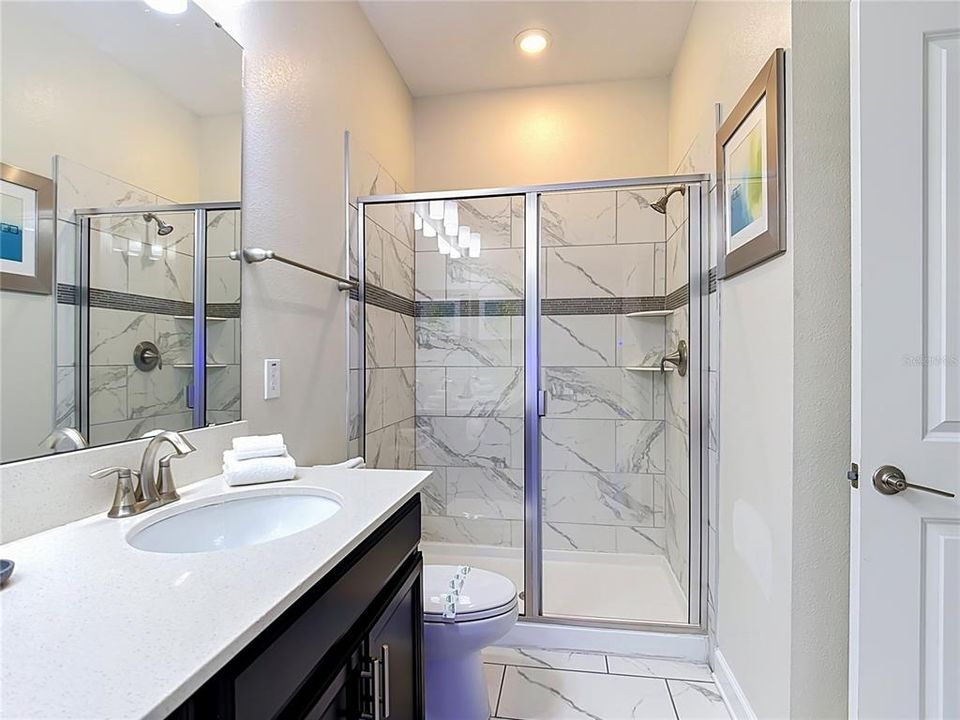 En Venta: $899,000 (8 camas, 5 baños, 4303 Pies cuadrados)