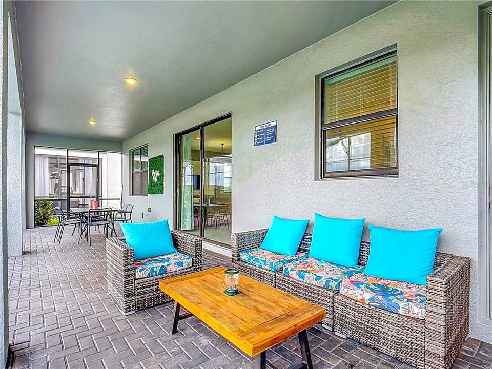 En Venta: $899,000 (8 camas, 5 baños, 4303 Pies cuadrados)