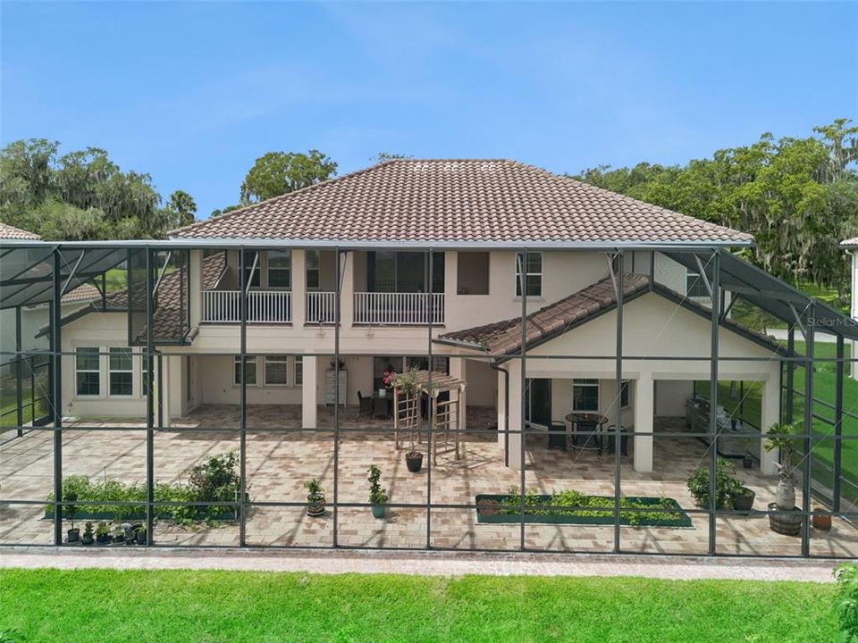 En Venta: $1,099,000 (5 camas, 5 baños, 5428 Pies cuadrados)