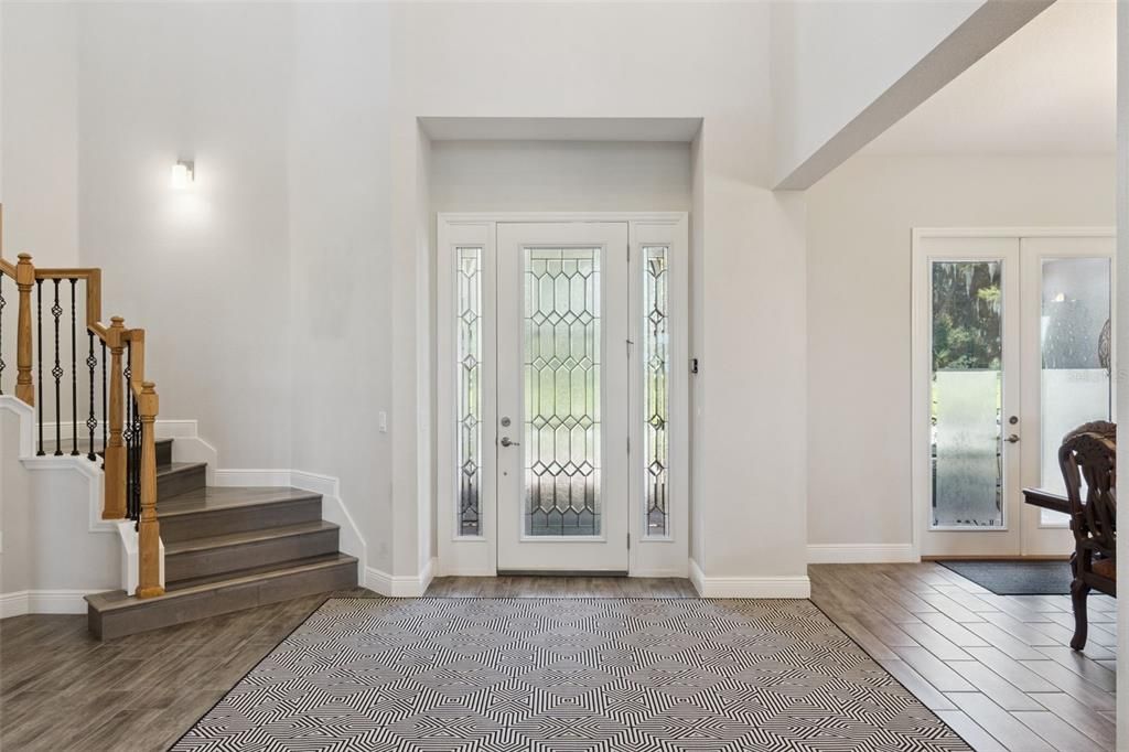En Venta: $1,099,000 (5 camas, 5 baños, 5428 Pies cuadrados)