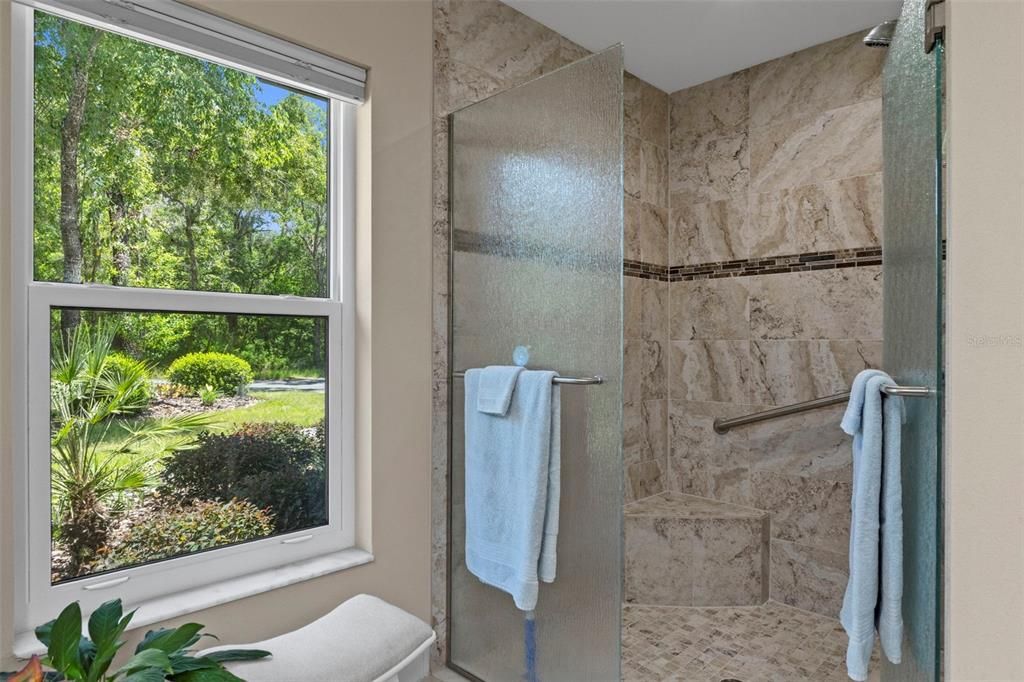 For Sale: $349,900 (3 beds, 2 baths, 1847 Square Feet)