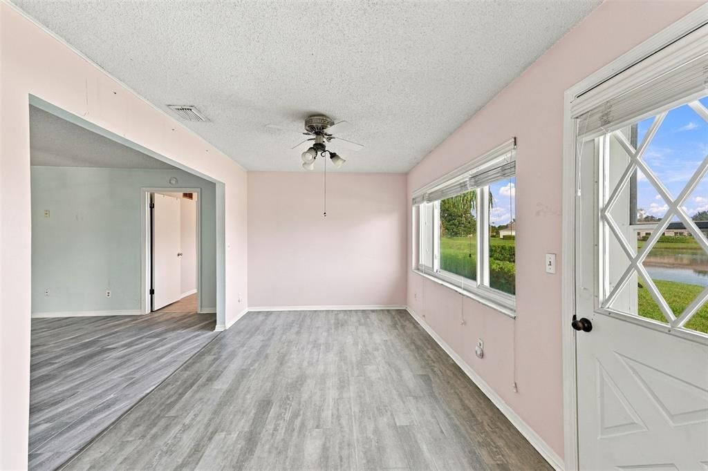 For Sale: $179,900 (2 beds, 2 baths, 1529 Square Feet)
