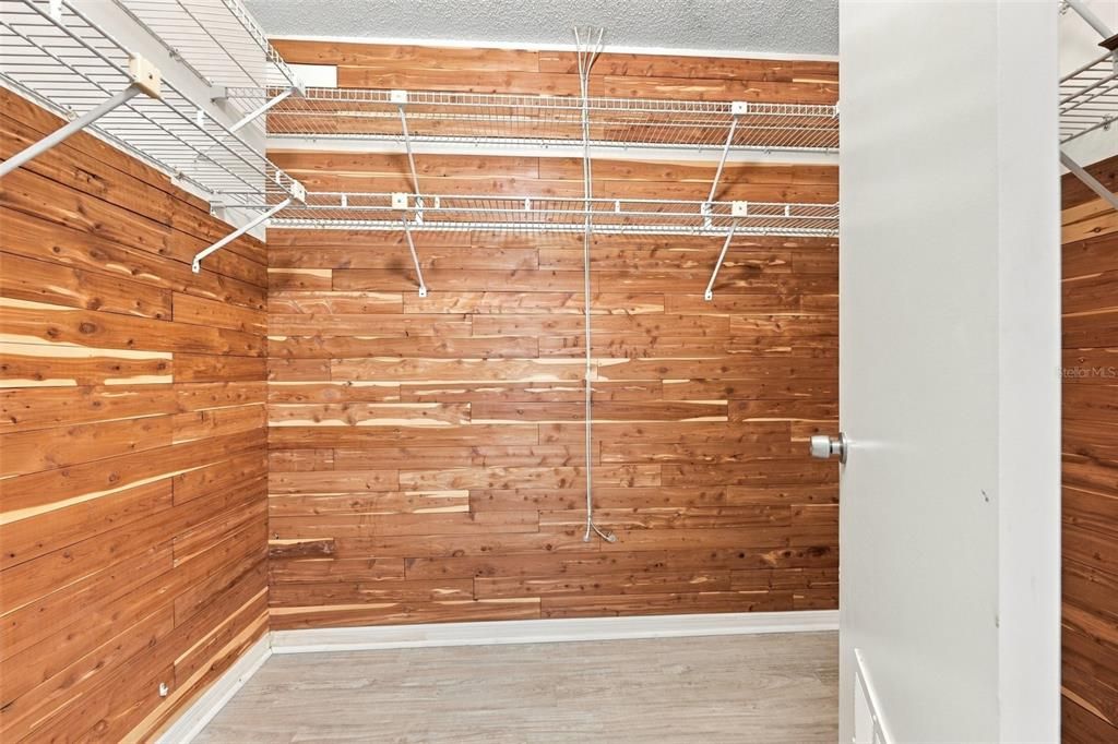 For Sale: $179,900 (2 beds, 2 baths, 1529 Square Feet)