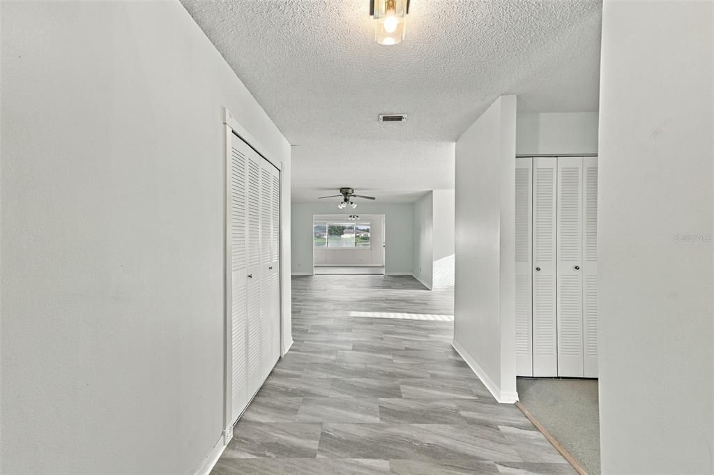 For Sale: $179,900 (2 beds, 2 baths, 1529 Square Feet)