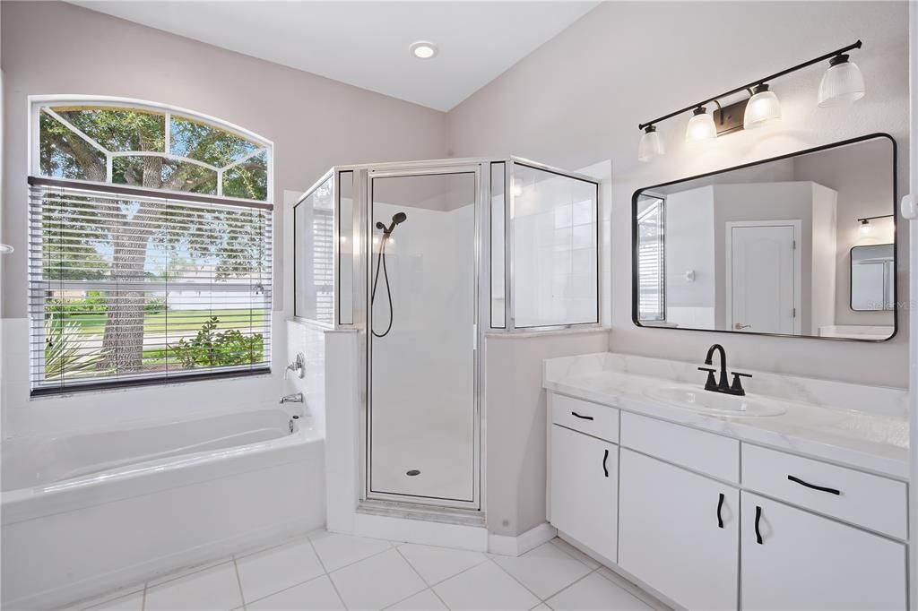 For Rent: $3,290 (4 beds, 3 baths, 2470 Square Feet)