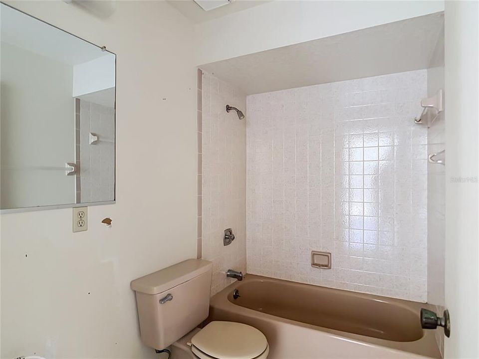 En Venta: $170,000 (2 camas, 2 baños, 1160 Pies cuadrados)
