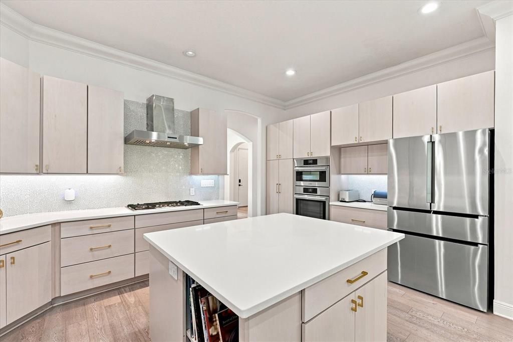 For Sale: $999,000 (4 beds, 3 baths, 3108 Square Feet)