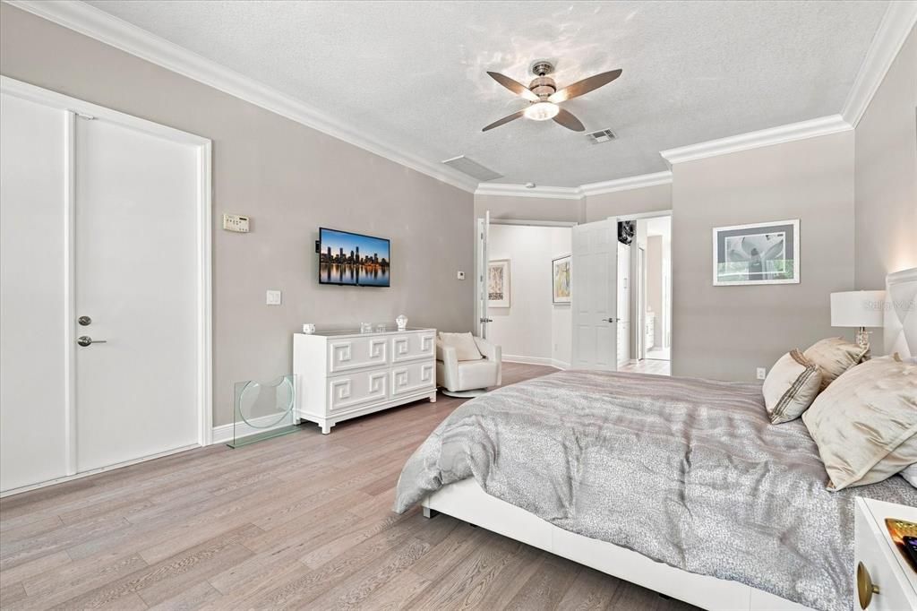 For Sale: $999,000 (4 beds, 3 baths, 3108 Square Feet)