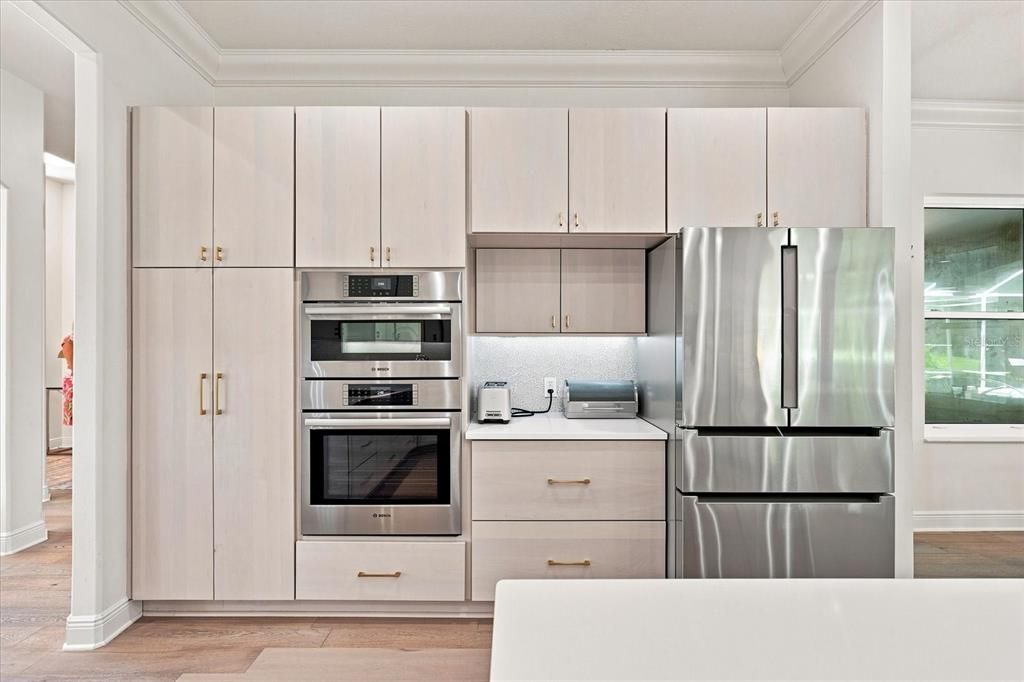 For Sale: $999,000 (4 beds, 3 baths, 3108 Square Feet)