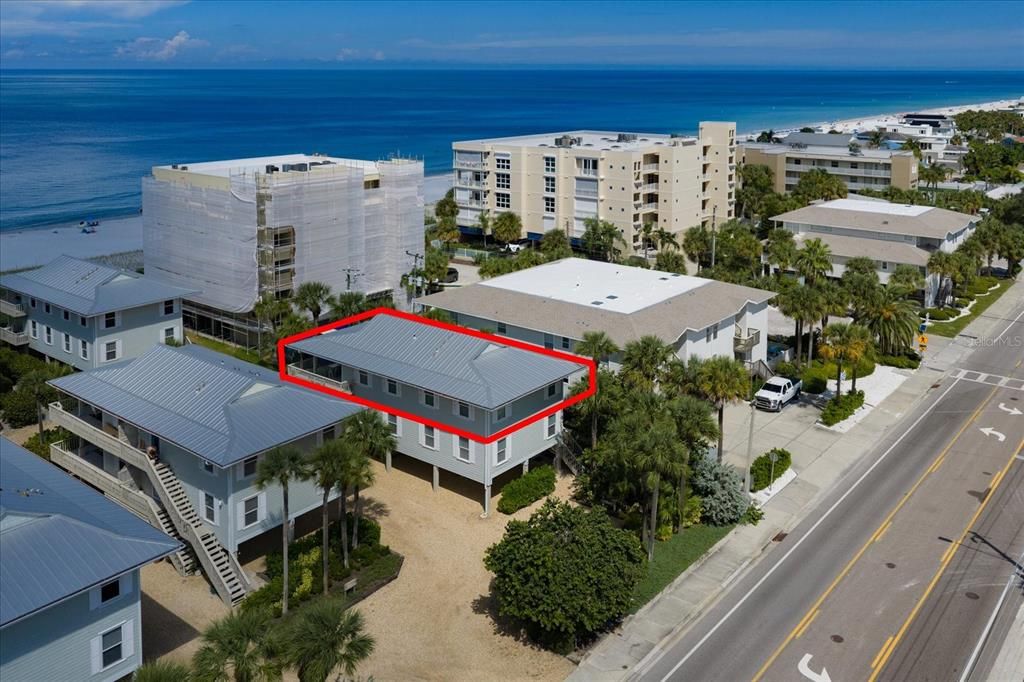 На продажу: $795,000 (2 спален, 2 ванн, 1074 Квадратных фут)