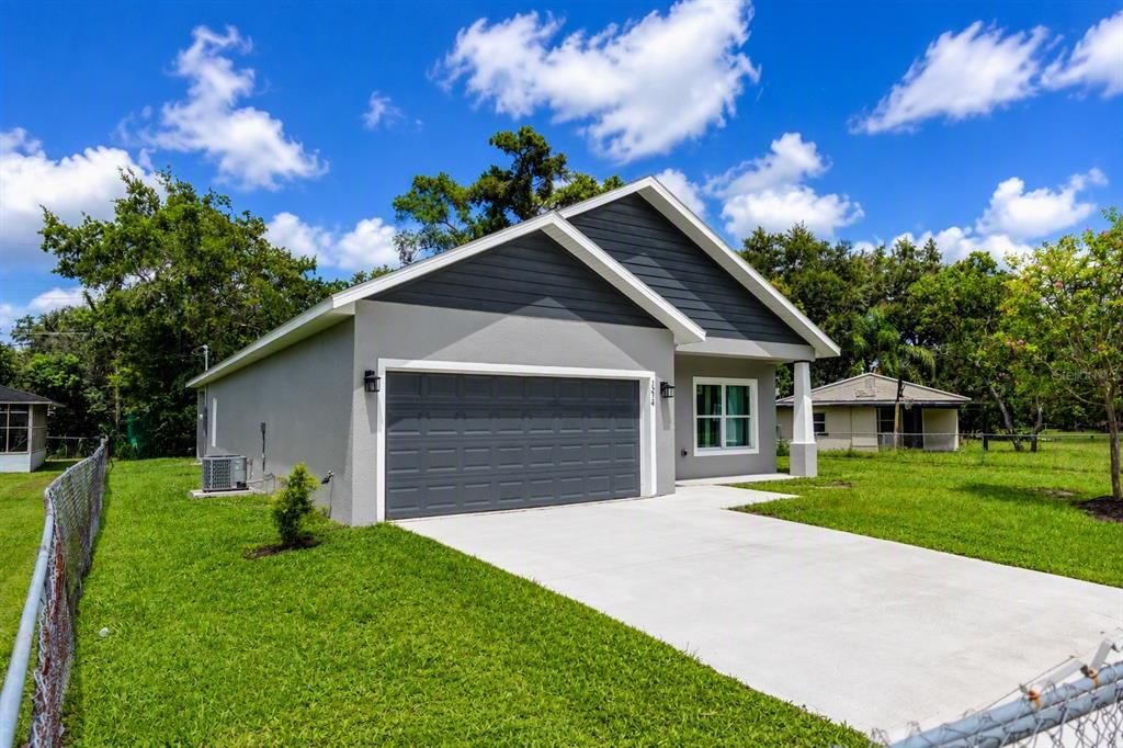 For Sale: $435,000 (3 beds, 2 baths, 1677 Square Feet)