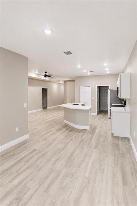 For Sale: $435,000 (3 beds, 2 baths, 1677 Square Feet)