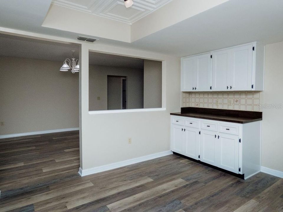 For Sale: $249,900 (3 beds, 2 baths, 1523 Square Feet)