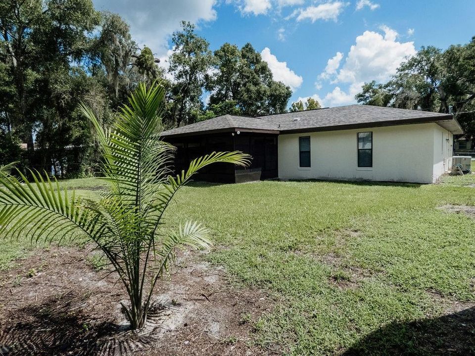 For Sale: $249,900 (3 beds, 2 baths, 1523 Square Feet)