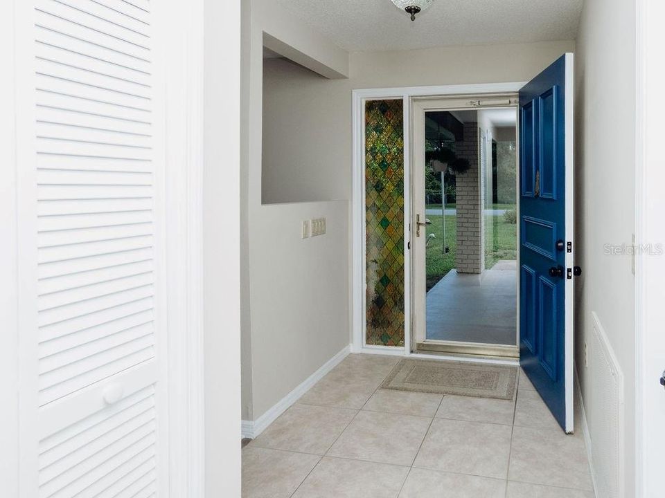 For Sale: $249,900 (3 beds, 2 baths, 1523 Square Feet)