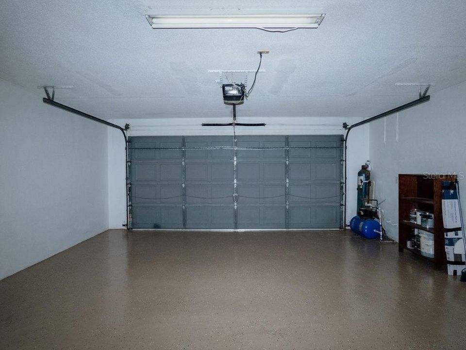 For Sale: $249,900 (3 beds, 2 baths, 1523 Square Feet)