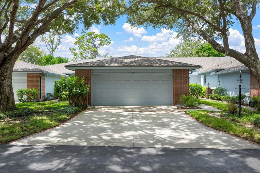 For Sale: $349,000 (2 beds, 2 baths, 1697 Square Feet)